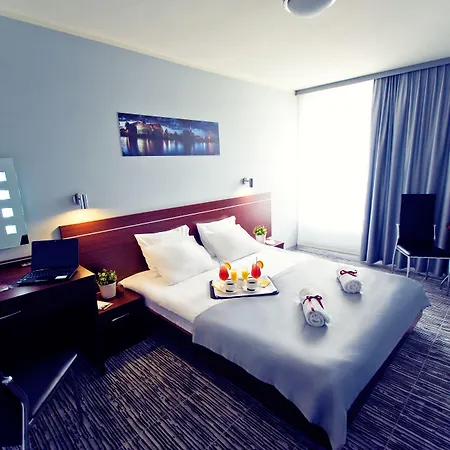 Slask Hotell 3*