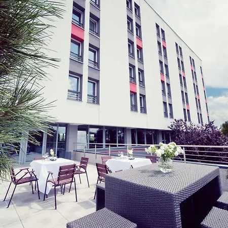 Slask Hotell 3*