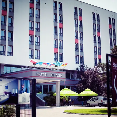 Slask Hotell 3*