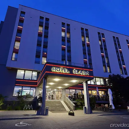 Slask Hotell 3*