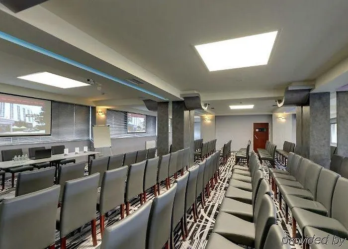 Slask فندق فروتسواف